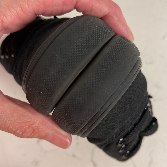 Vans Authentic Triple Black Size 4 Toddler Lace Up Sneakers - Trainers - Picture 5 of 16